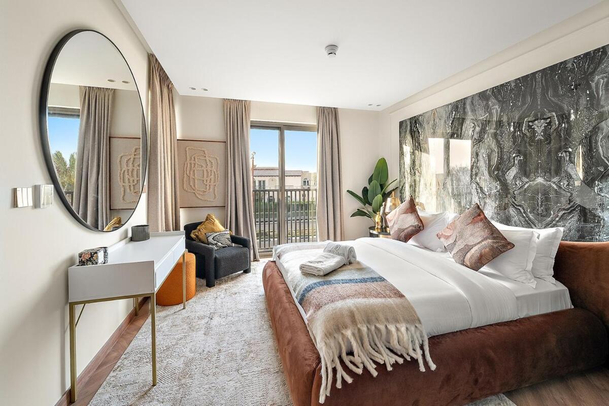 First Class Hidden Luxury Gem